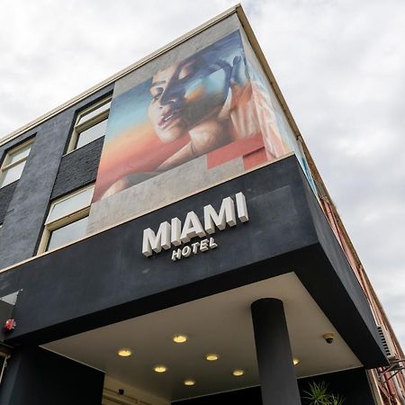 Miami Hotel Melbourne Bagian luar foto